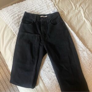 Women’s Black Straight-Leg Jeans
